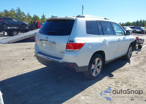 2013 Toyota Highlander Limited V6 z USA, uszkodzony, nr VIN 5TDDK3EH3DS250430